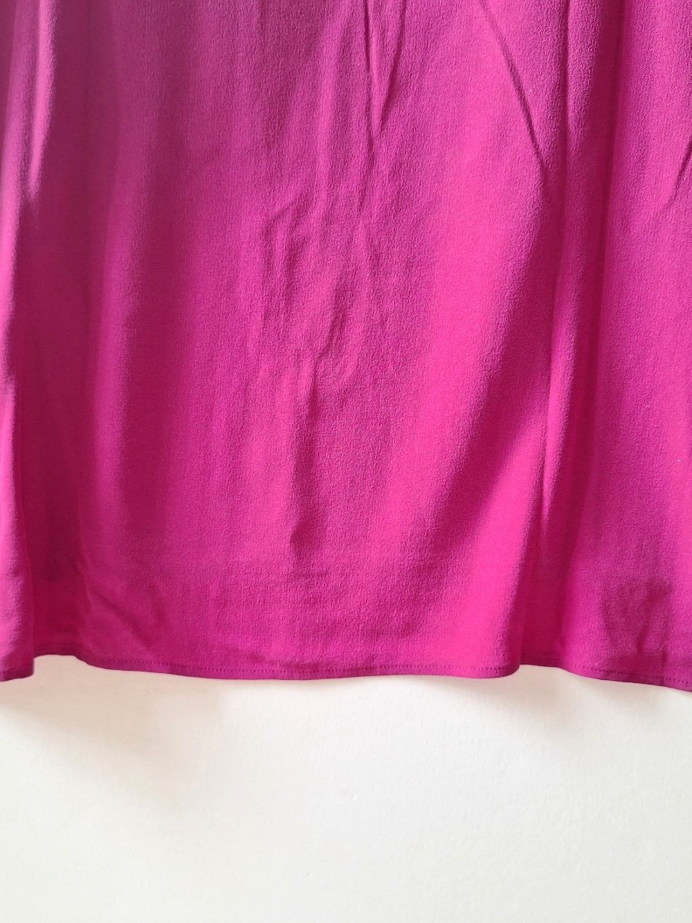 Eileen Fisher Silk Sleeveless Top Shell Bateau Neck Fuchsia Cerise - Picture 3 of 6